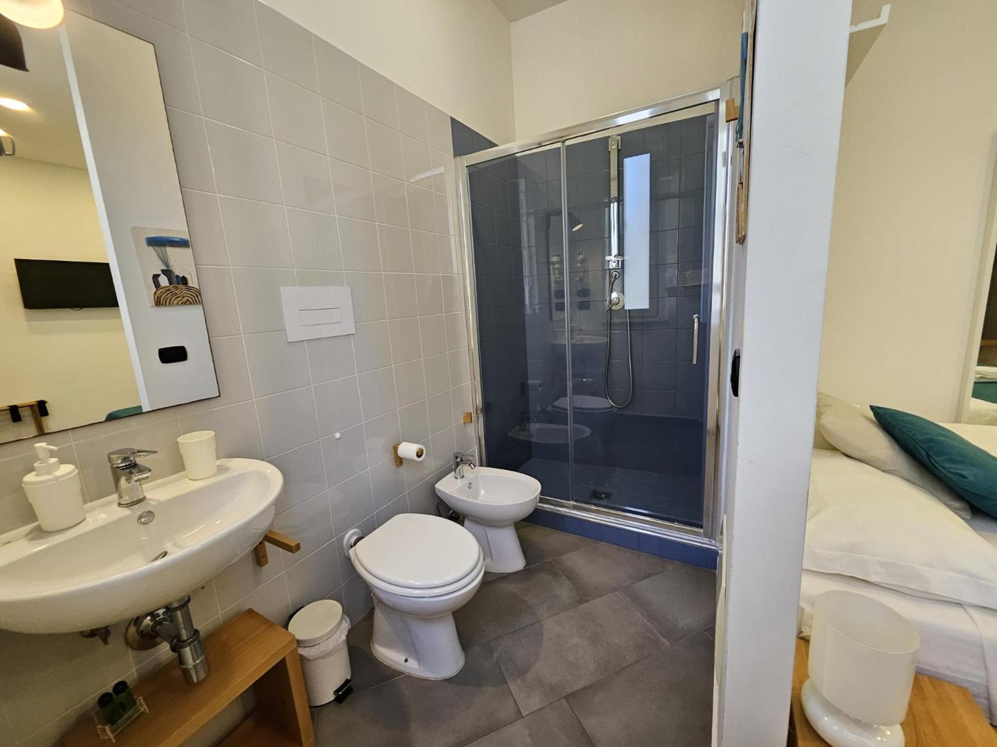 B&B Fuori Squadro - In Centro Con Terrazza Relax Vista Mare Reggio Calabria Exterior photo