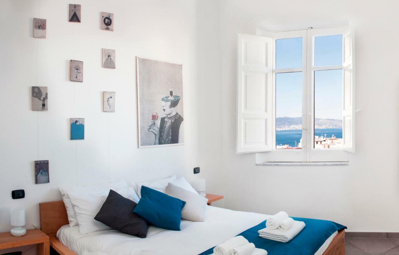 B&B Fuori Squadro - In Centro Con Terrazza Relax Vista Mare Reggio Calabria Exterior photo